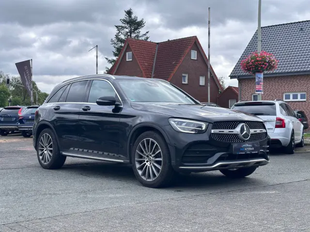 Mercedes-Benz GLC 220 d 4Matic AMG Line