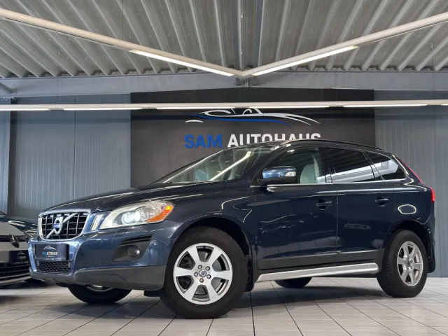 Volvo XC60 Momentum AWD